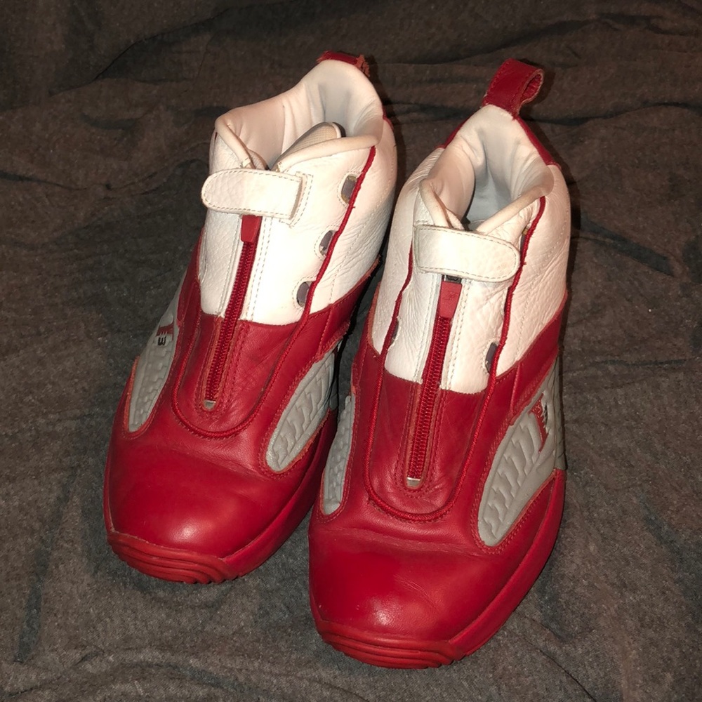 Allen Iverson I3 sneakers